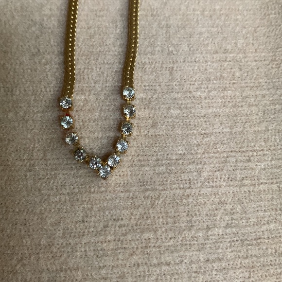 Golden Necklace Set - Picture 5 of 5